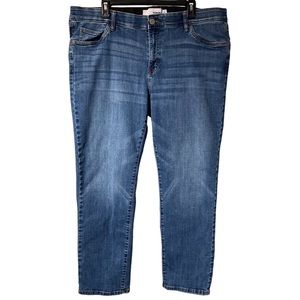 2/$15 Sonoma mid rise blue straight leg jeans women’s 18w